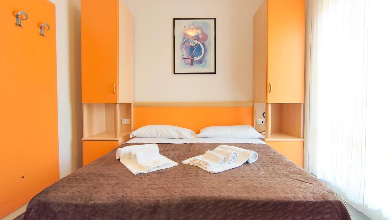 Hotel Esperia Caorle Exterior foto